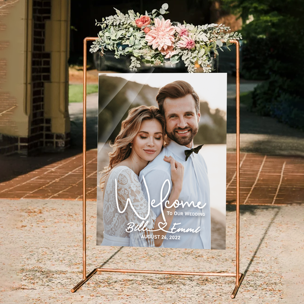 Personalized couple name signage by Fashion Behold