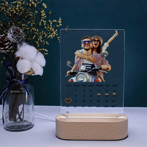 Transform memories into radiant 3D art with our Custom Acrylic Photo Lamp.