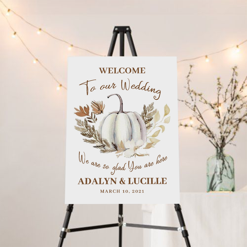 Wedding board with personalized portrait
